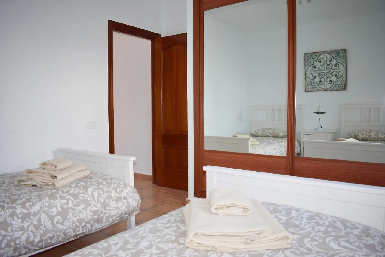 Playa Park 3 - 1 Bed - Ground Floor - Air-Con - Private Wi-Fi - Uk Tv Apartman Puerto del Carmen  0*,  Spanyolország